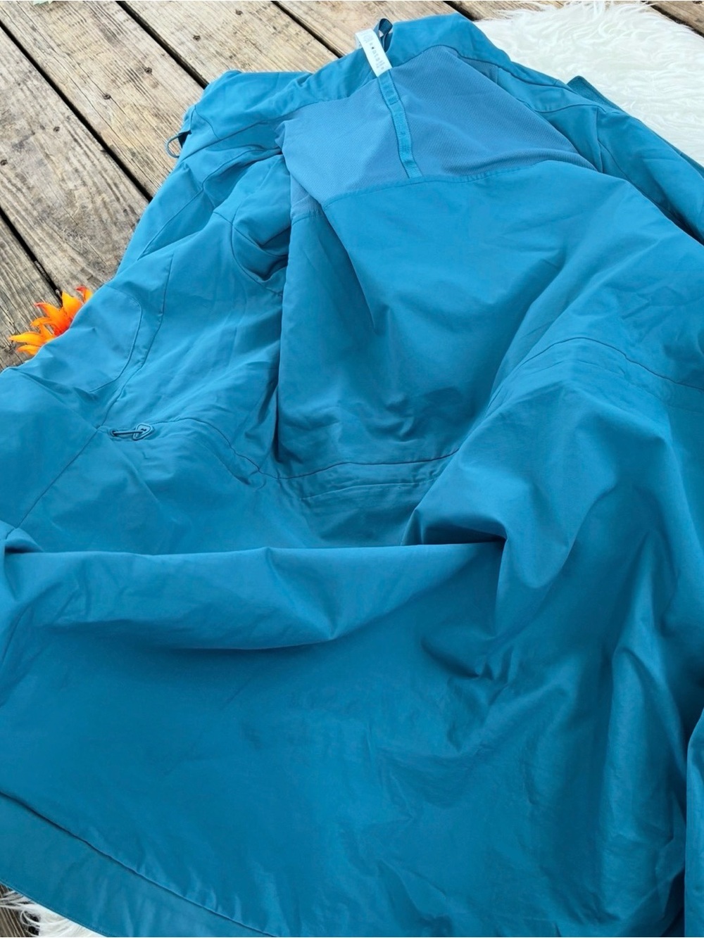 🌺LULULEMON rebel raincoat size 12 🌺 - Picture 9 of 10